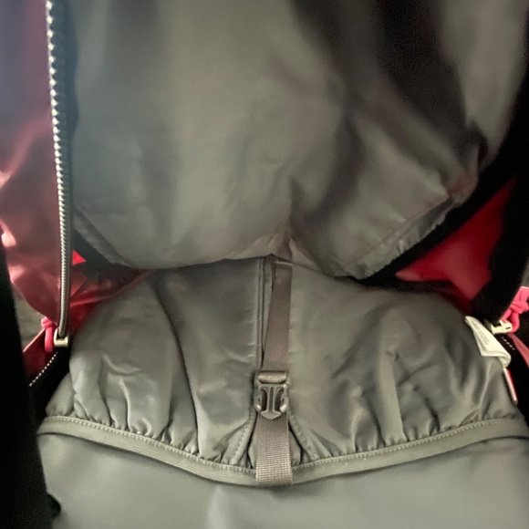North Face Recon Backpack Red, Gray and Black - Picture 5 of 6